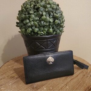 kate spade Black Pebbled Leather Zip Wallet with Gold Spade Emblem